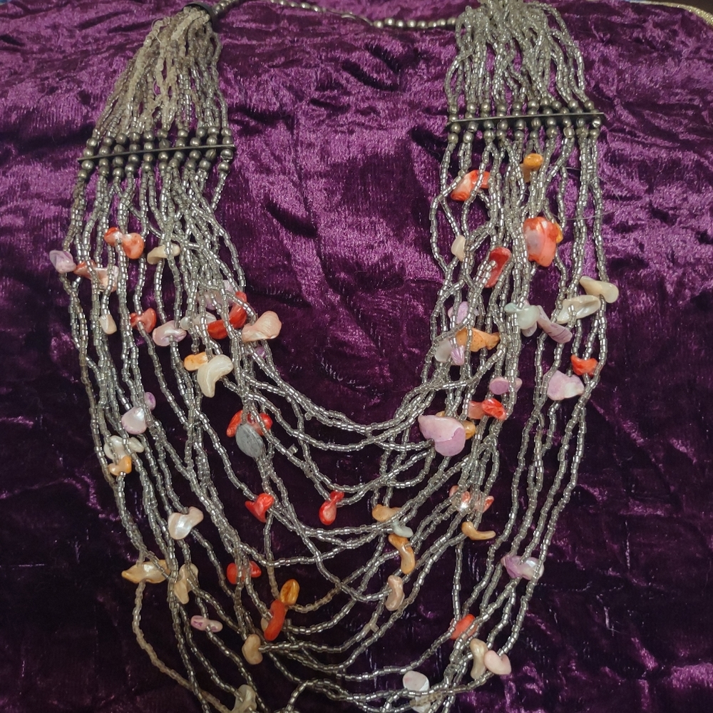 Lot of vintage/costume jewelry necklaces - Picture 3 of 7
